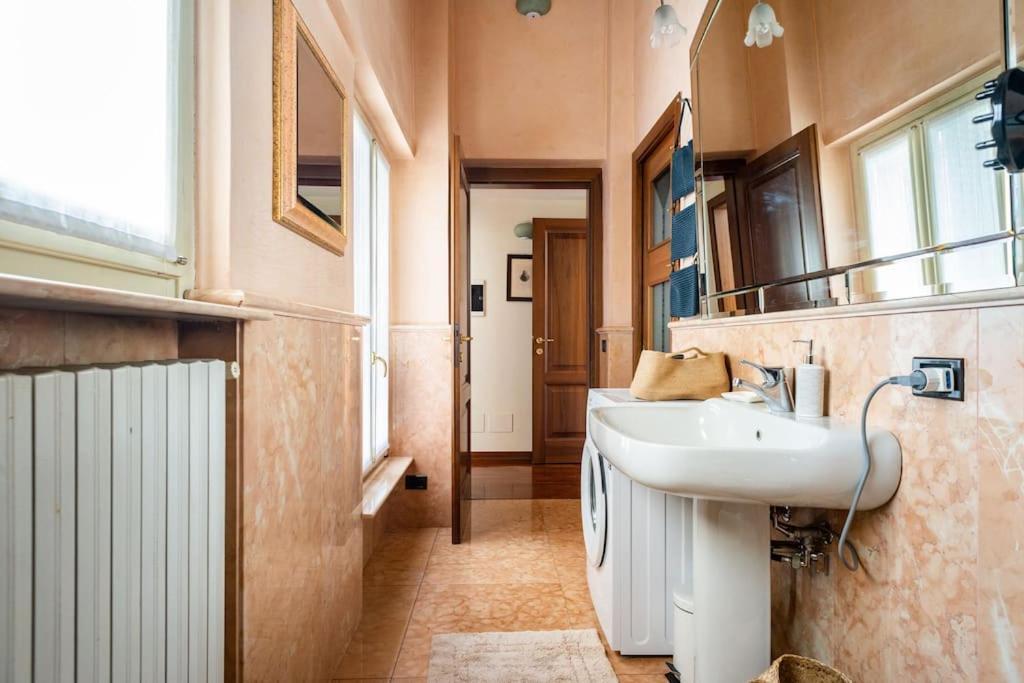Duomo Apartment بريشا المظهر الخارجي الصورة