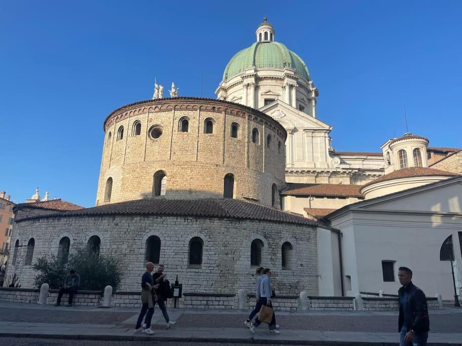 Duomo Apartment بريشا المظهر الخارجي الصورة