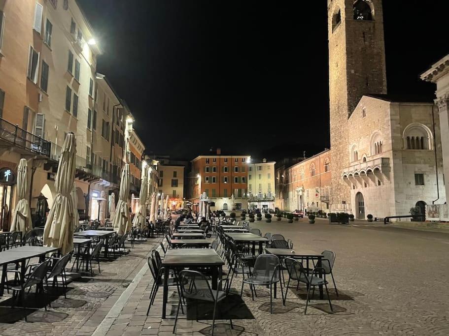 Duomo Apartment بريشا المظهر الخارجي الصورة