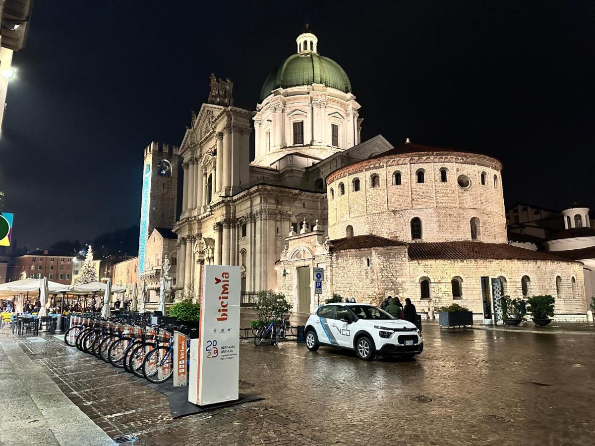 Duomo Apartment بريشا المظهر الخارجي الصورة